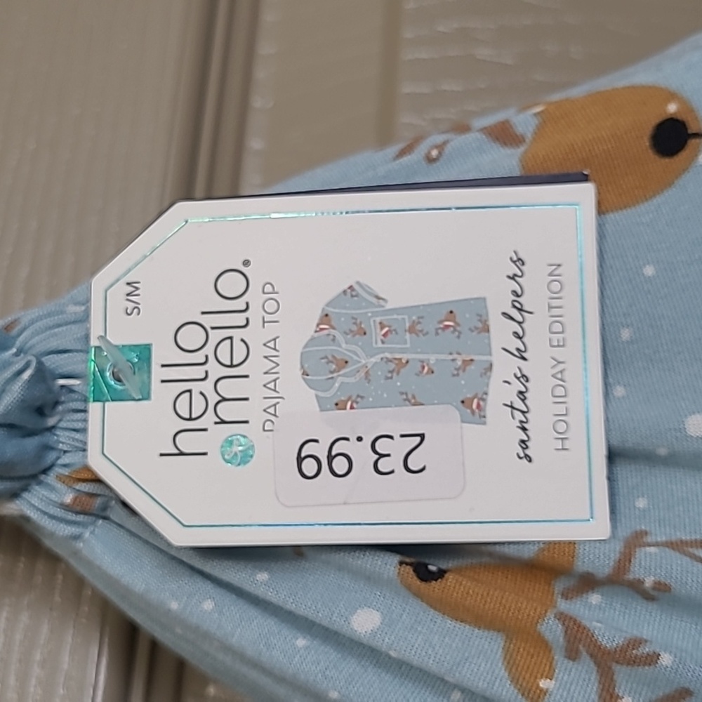 NWT Hello mello Santa's helpers Button down PJ top size small medium